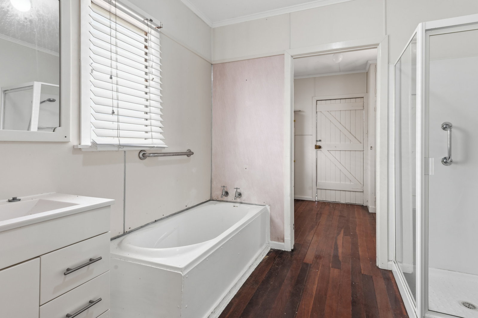 Listing image for 131 Oxley Ave, Woody Point  QLD  4019