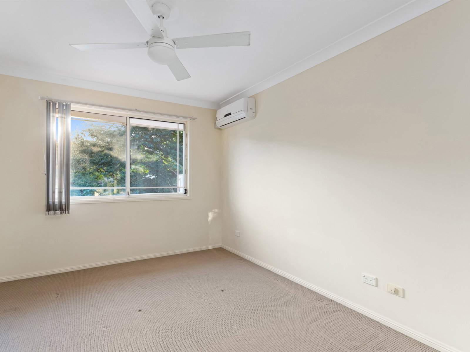 Listing image for 1/2 Sultan St, Rochedale South  QLD  4123