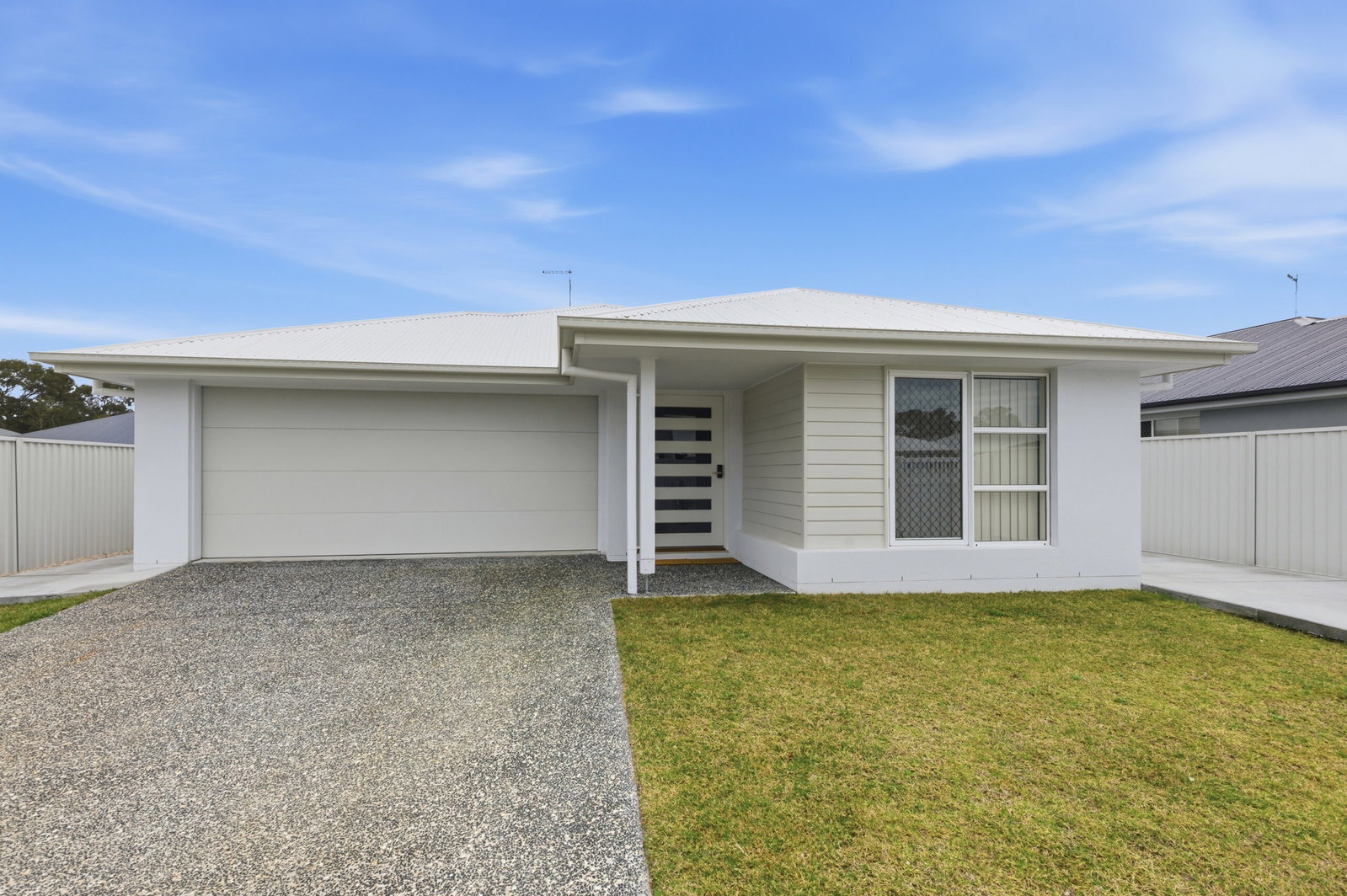 Listing image for 127 Rogers Street, Beachmere  QLD  4510