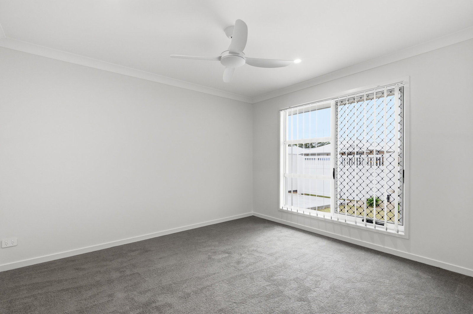 Listing image for 127 Rogers Street, Beachmere  QLD  4510