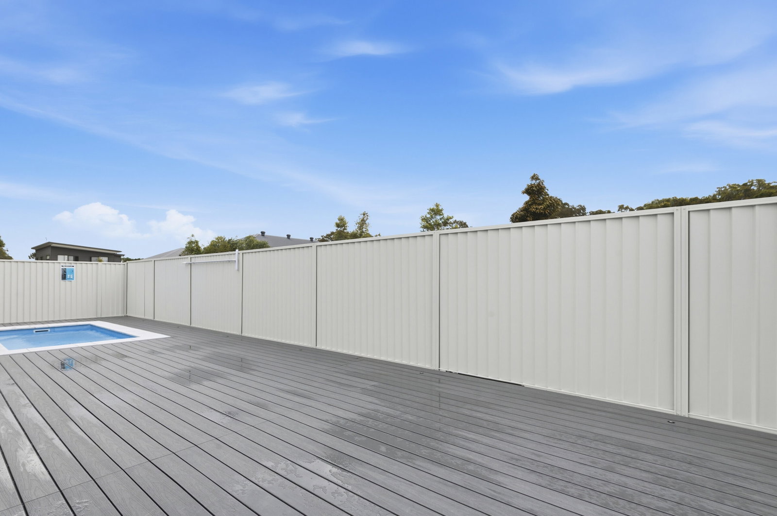 Listing image for 127 Rogers Street, Beachmere  QLD  4510