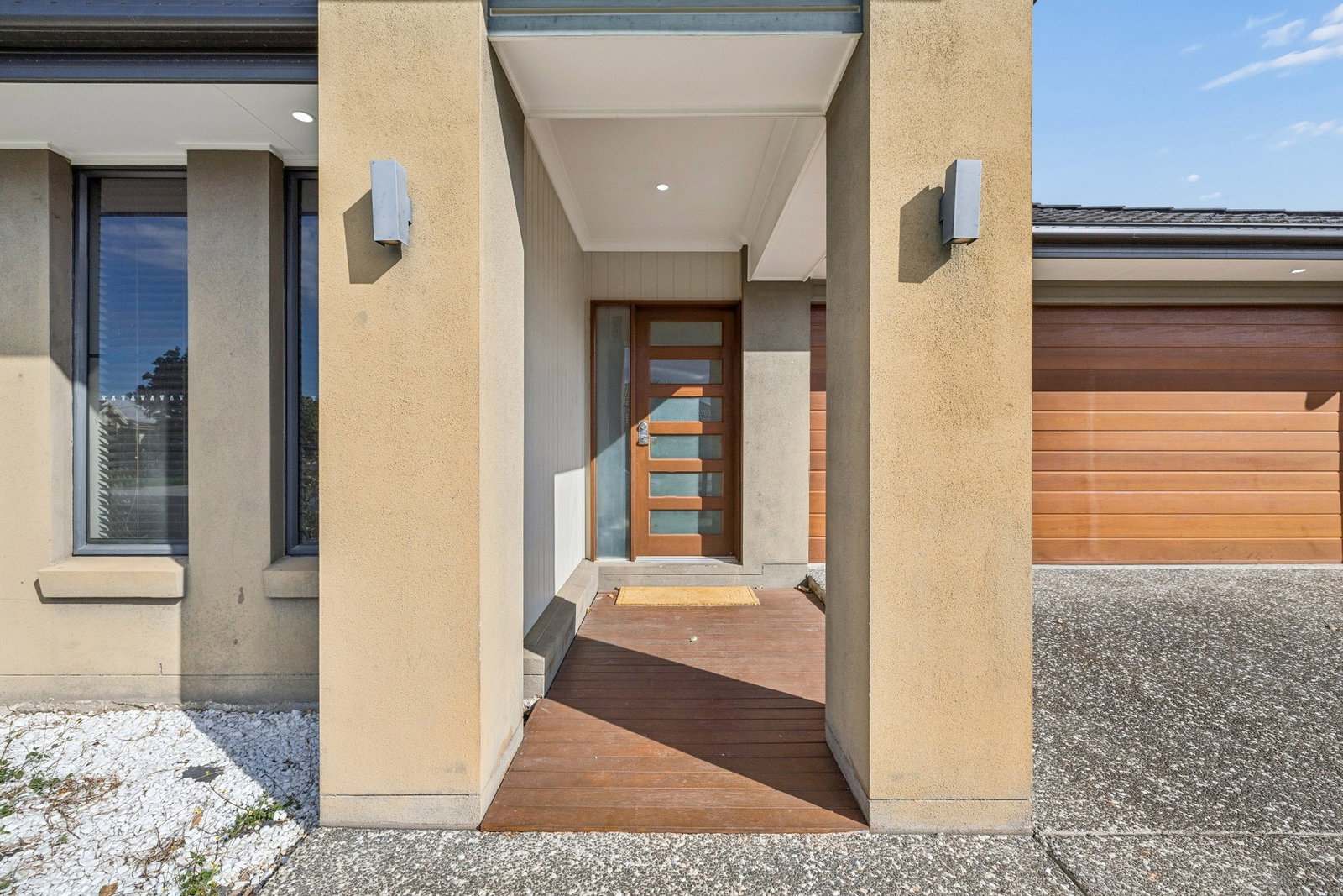 Listing image for 9 Kingdom Circuit, North Lakes  QLD  4509