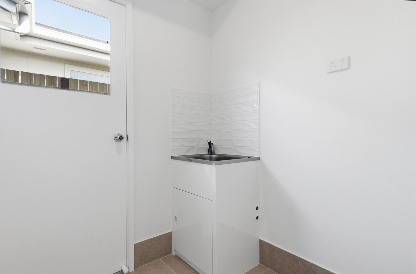 Listing image for 52 Paradise Road, Flagstone  QLD  4280