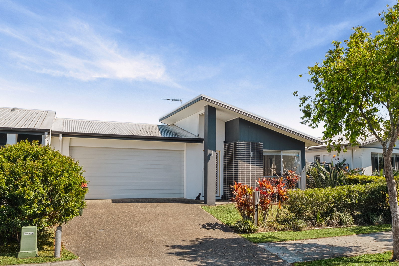 Listing image for 38 McConnell Esplanade, Strathpine  QLD  4500