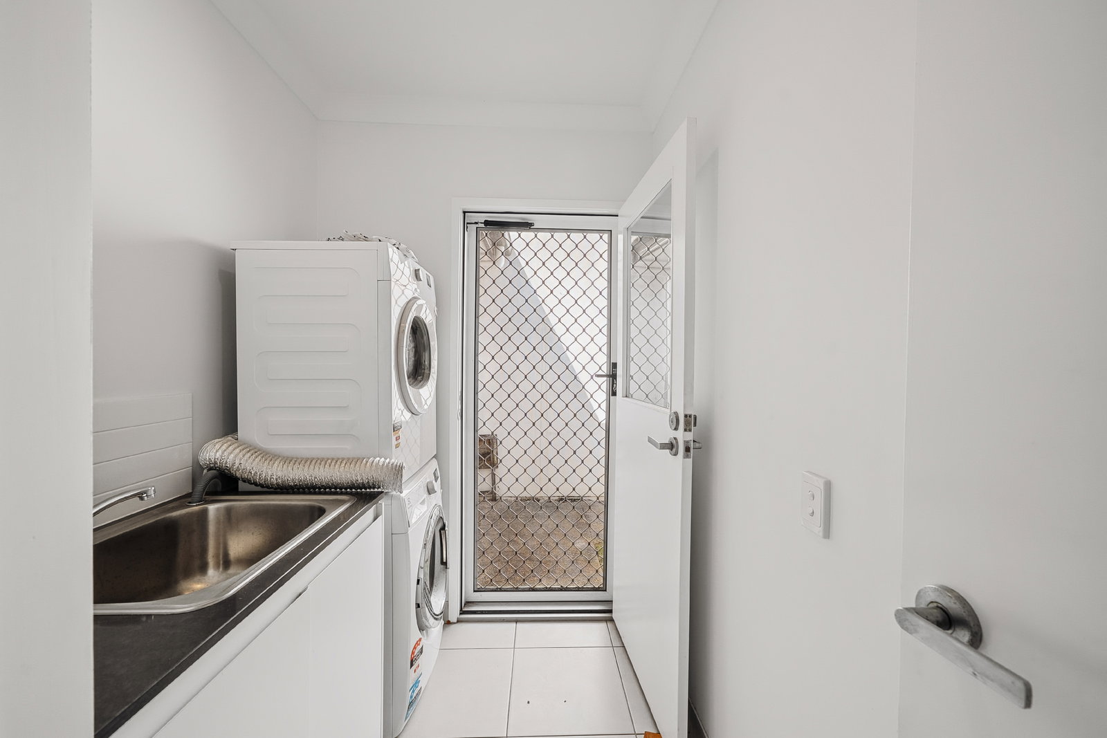 Listing image for 38 McConnell Esplanade, Strathpine  QLD  4500