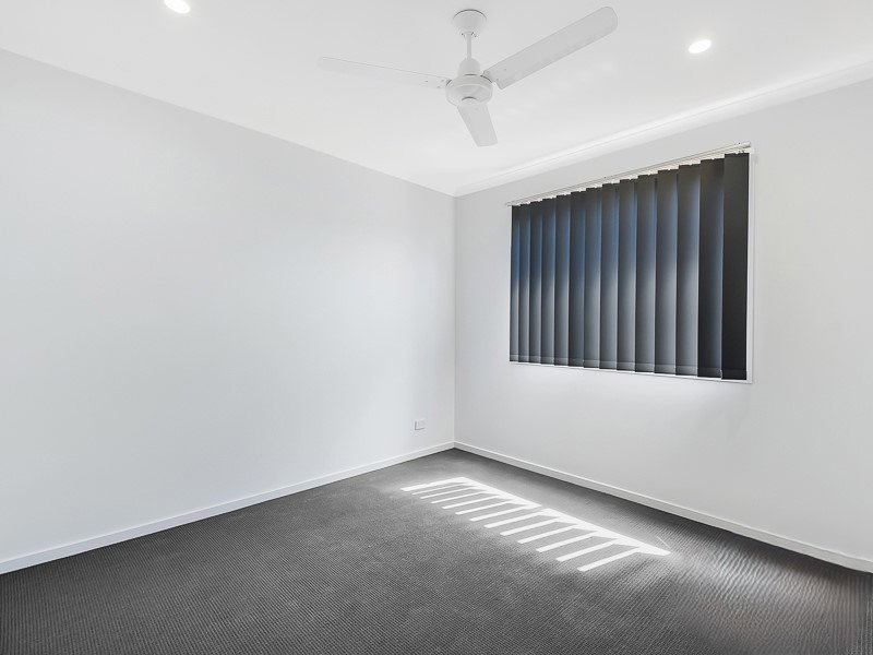 Listing image for 2/13 Weedbrook St, Park Ridge  QLD  4125