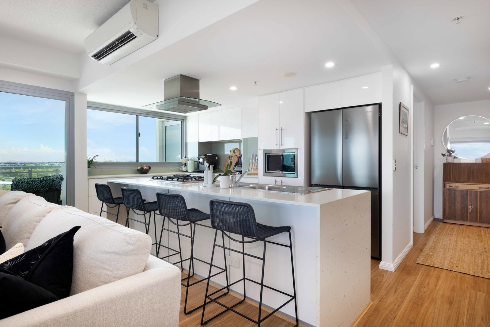 Listing image for 1004/185 Redcliffe Parade, Redcliffe  QLD  4020