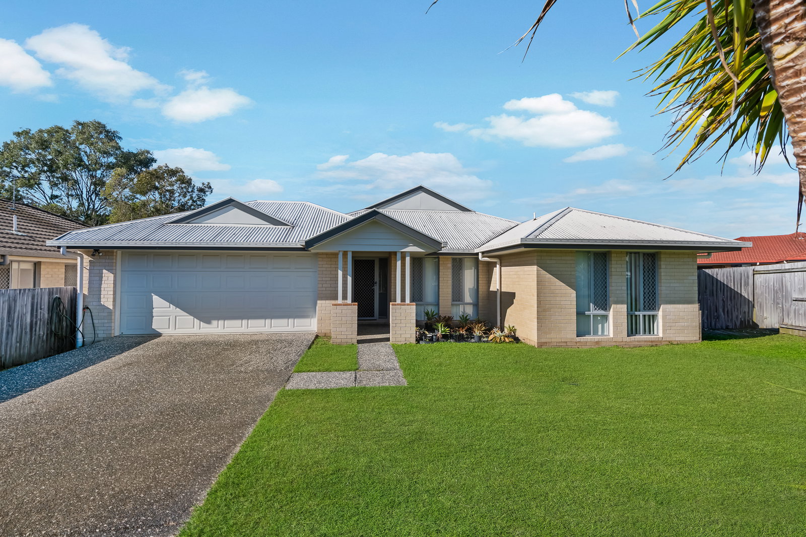 Listing image for 42 Peachfield Dve, Morayfield  QLD  4506