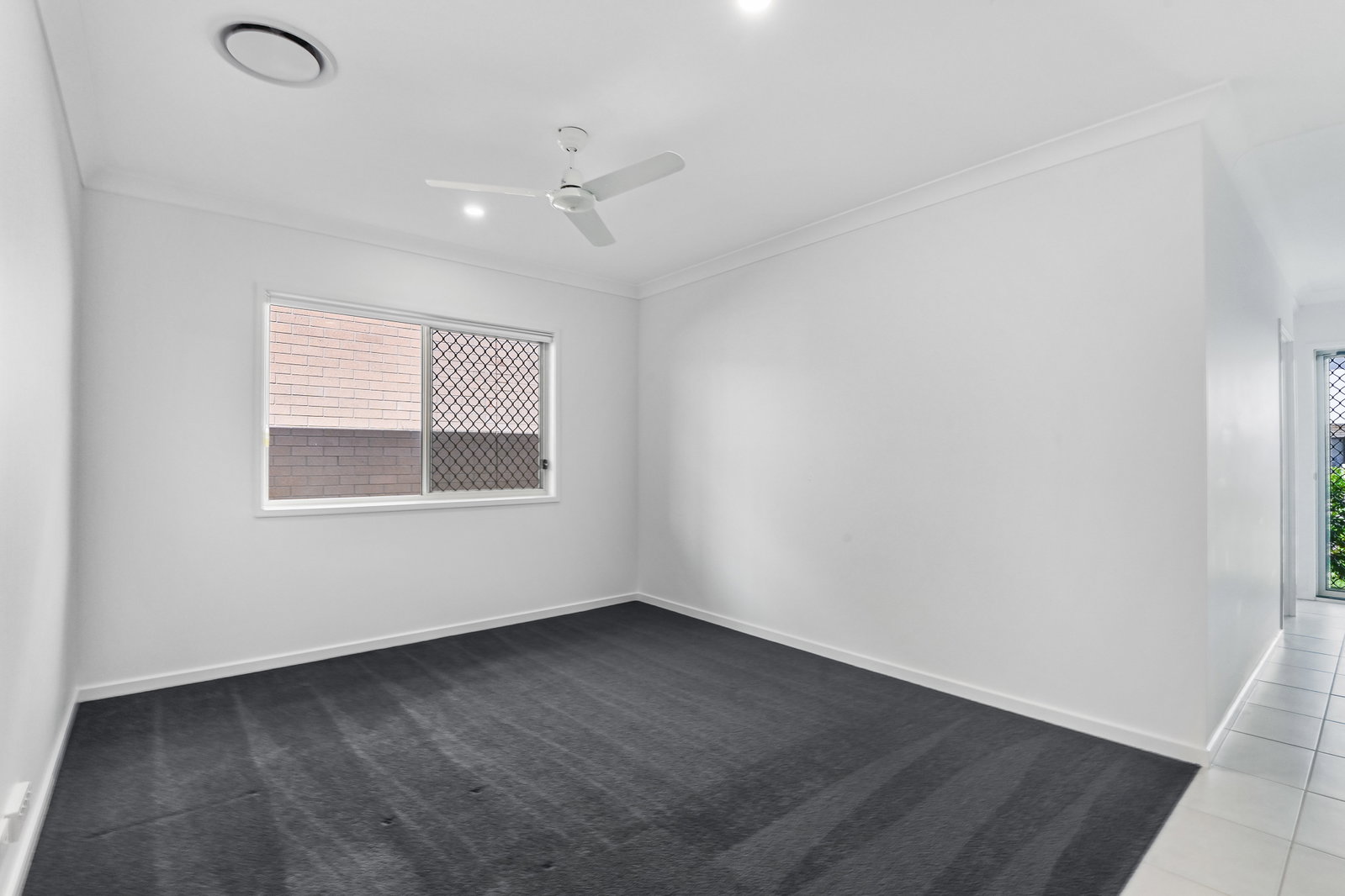 Listing image for 8 Bloomfield St, Pallara  QLD  4110
