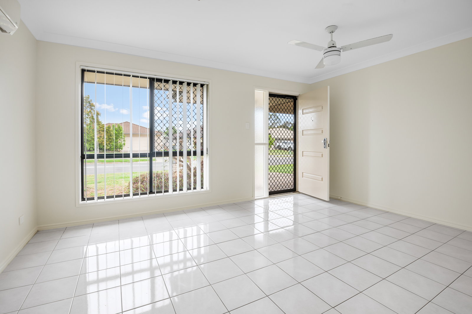 Listing image for 1B Hellcat Cct, Bray Park  QLD  4500