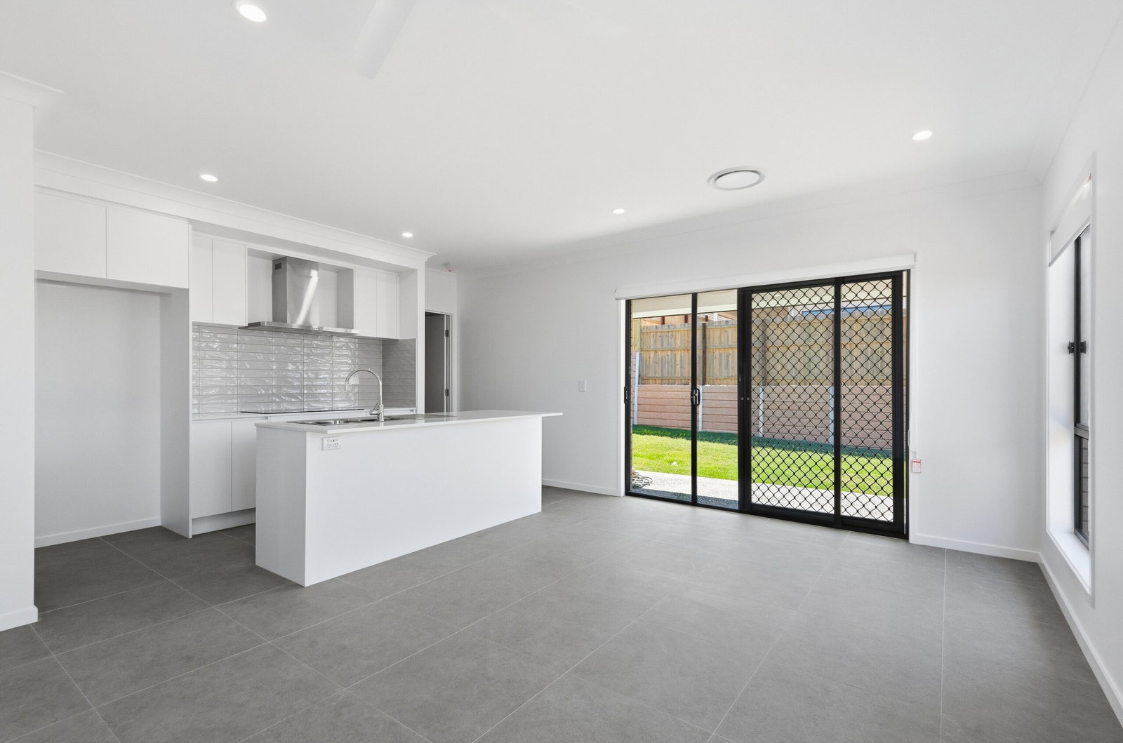Listing image for 6 Horizon St, Flagstone  QLD  4280
