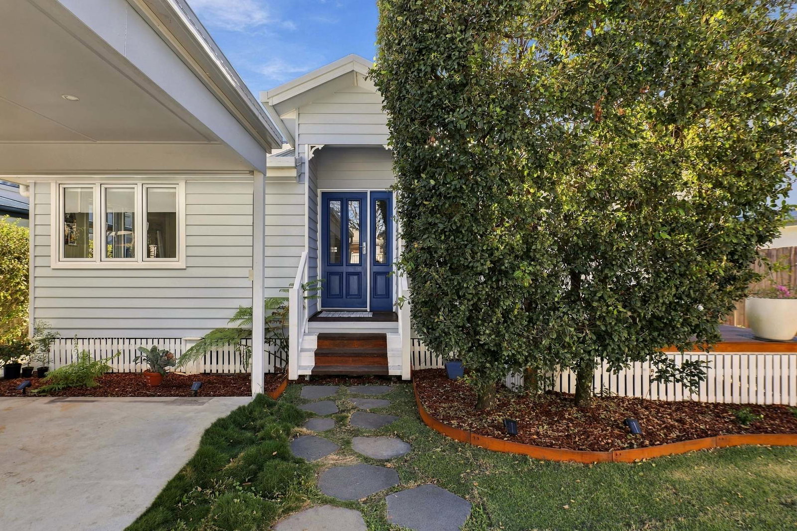 Listing image for 47 Central Avenue, Scarborough  QLD  4020