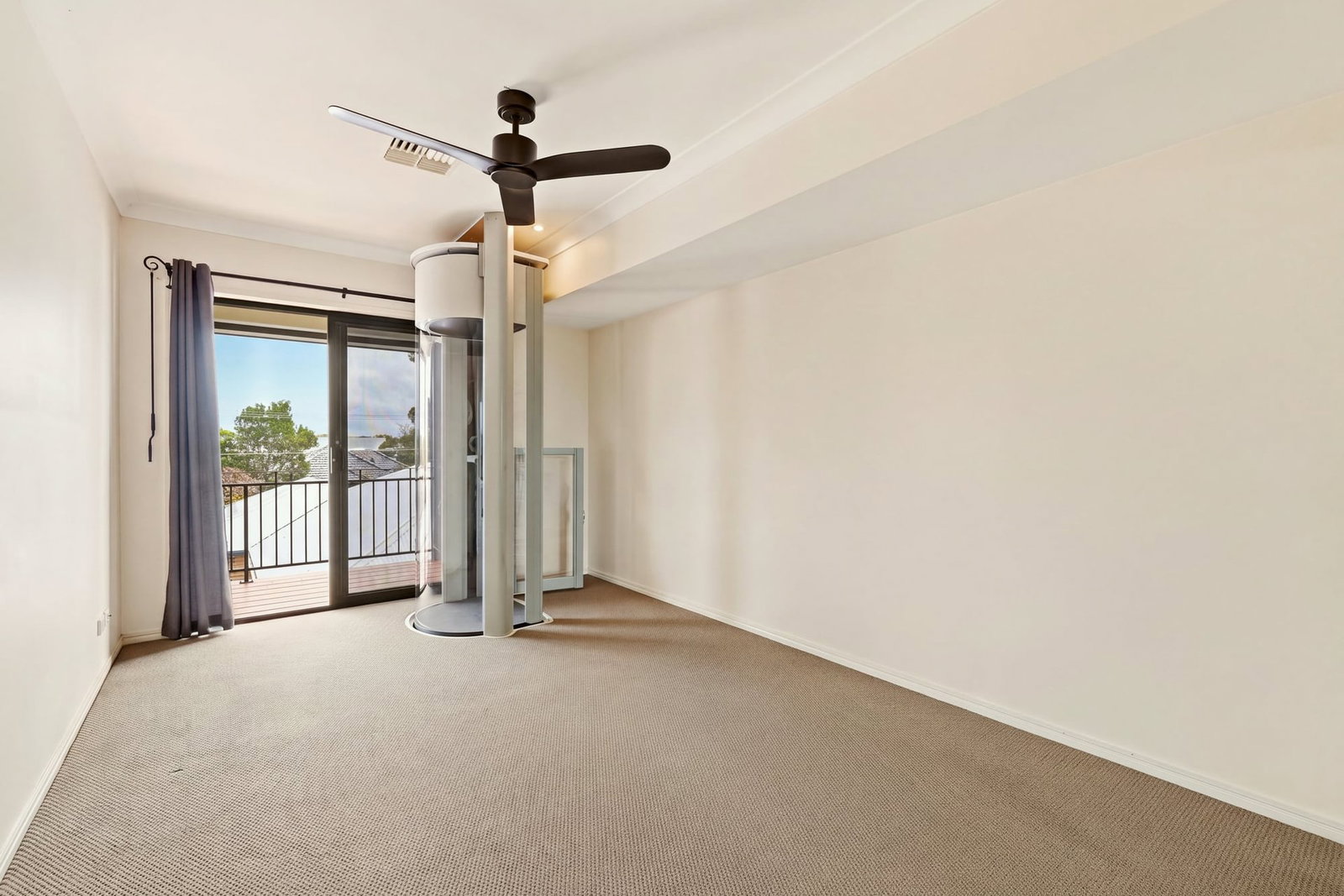 Listing image for 18 Clifford Street, Woody Point  QLD  4019