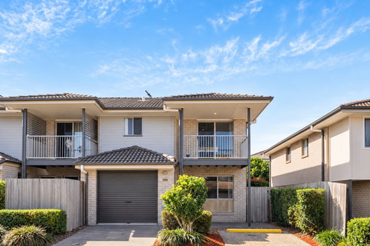 201/1 Bass Court, North Lakes