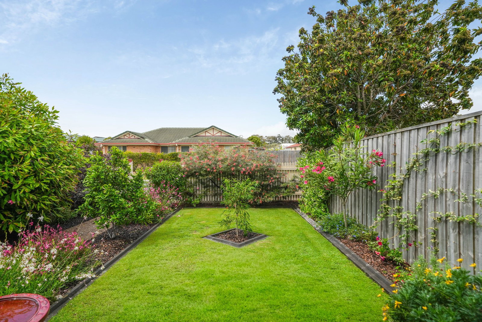 Listing image for 1/8 Euston Street, Kippa-ring  QLD  4021