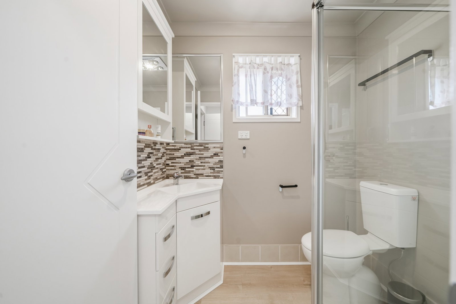 Listing image for 1/8 Euston Street, Kippa-ring  QLD  4021