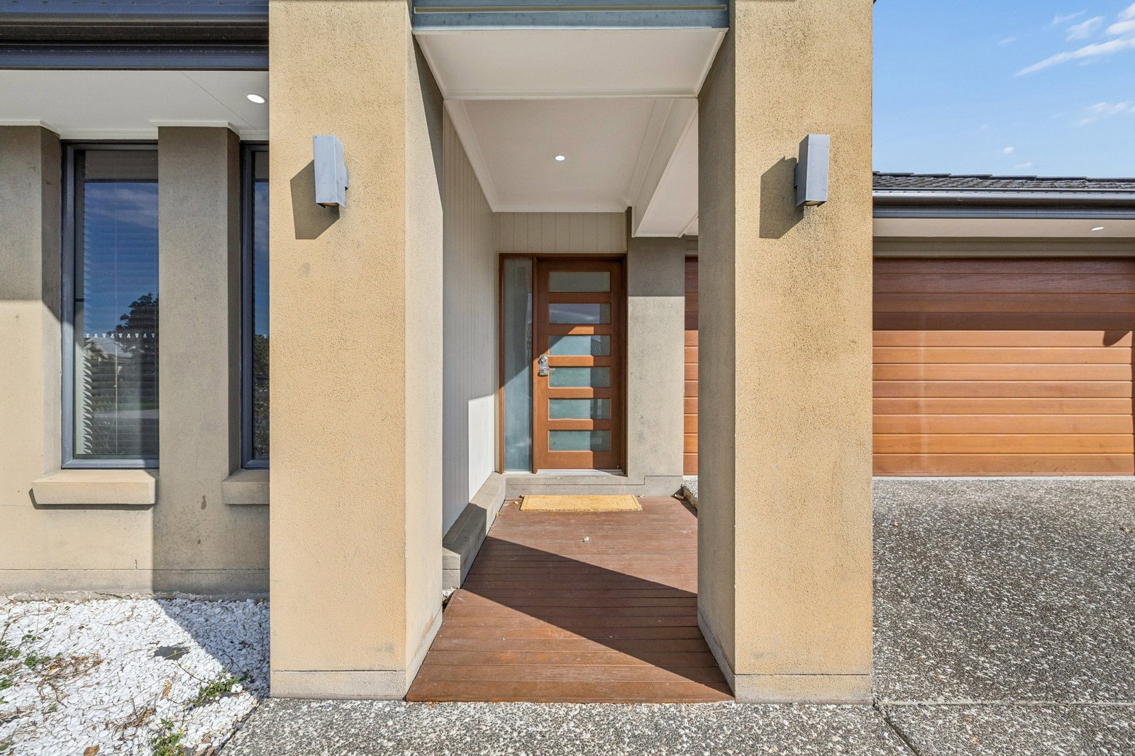 Listing image for 9 Kingdom Circuit, North Lakes  QLD  4509