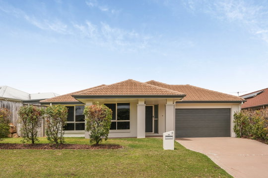 3 Kingdom Circuit, North Lakes