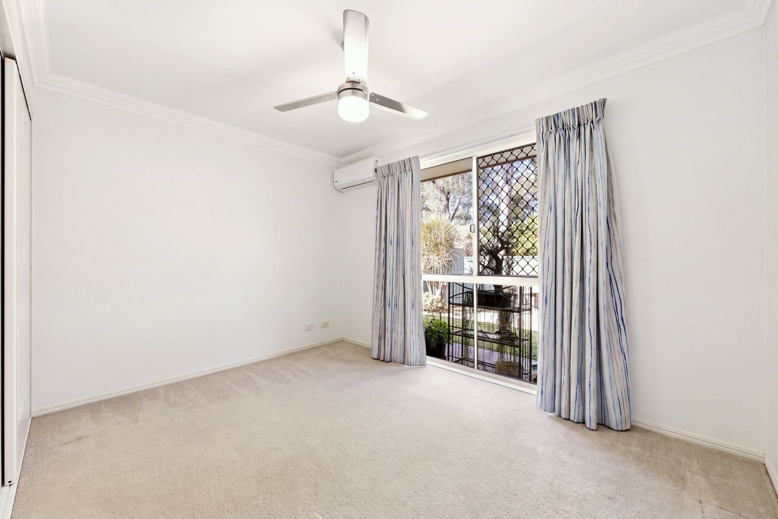 Listing image for 1/131 Cross Street, Deception Bay  QLD  4508