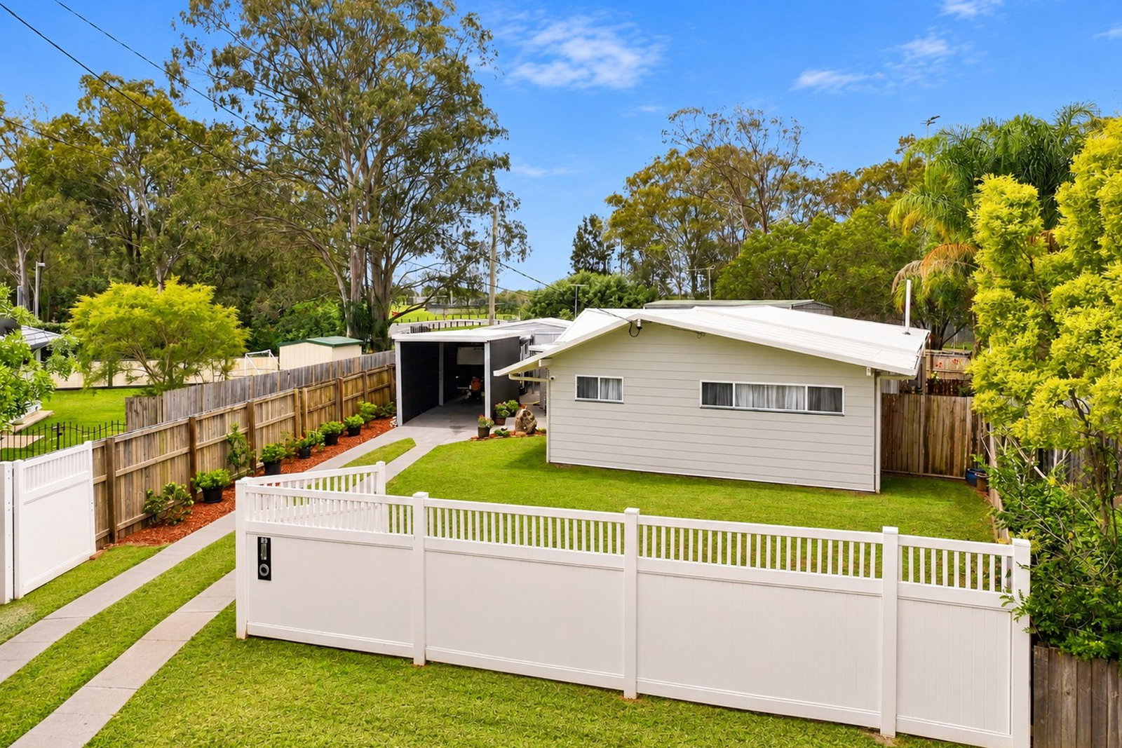 Listing image for 28 Arcadia Crescent, Kippa-ring  QLD  4021