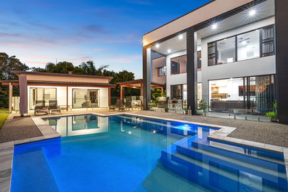 35 Lamatia Drive