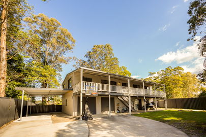 4 Leach Avenue