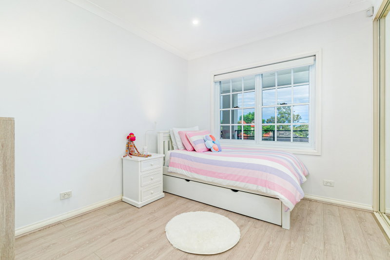 Listing image for 33 McEwan Avenue, Winston Hills  NSW  2153
