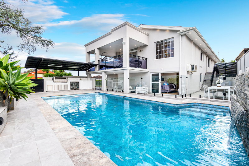 Listing image for 33 McEwan Avenue, Winston Hills  NSW  2153