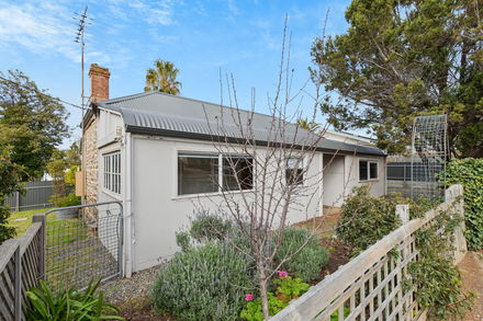 2 Rowe Street, Strathalbyn