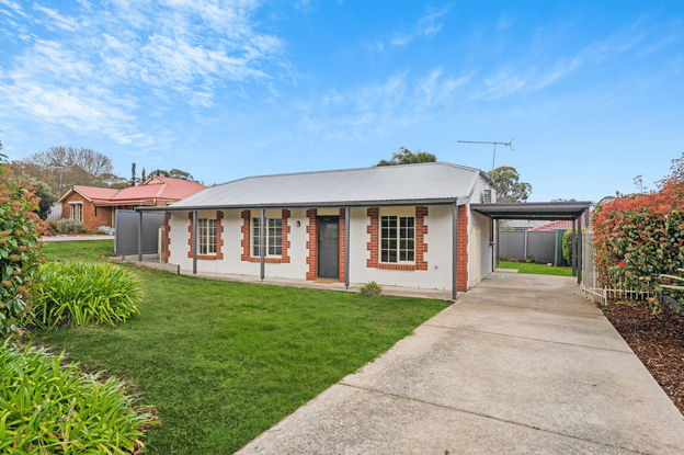 2/12 Dean St, Mount Barker