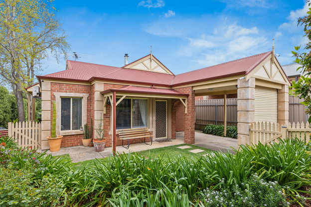32 Victoria Road, Mount Barker