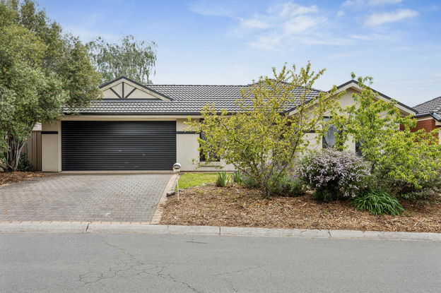 14 Scarborough Way, Mount Barker
