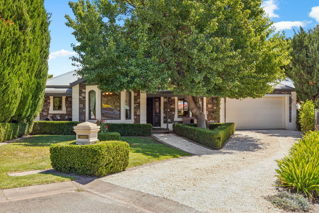 16 Blackwood Ct, Mount Barker