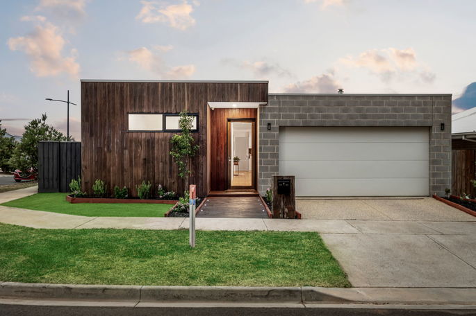32-34 Witchetty Drive