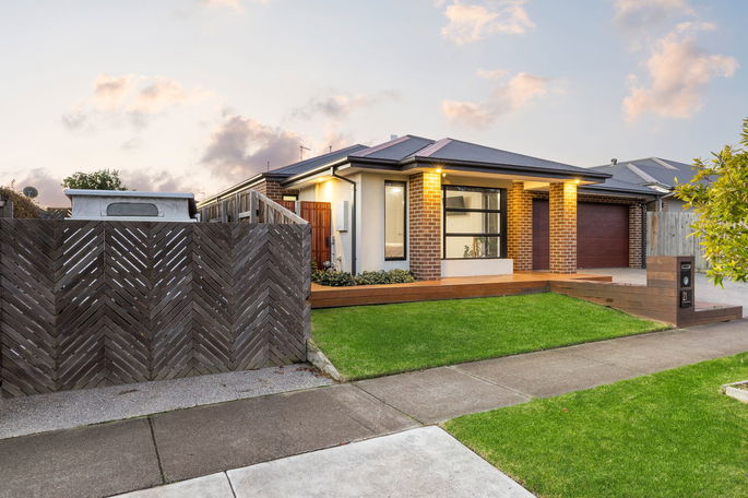 21 Pienza Way