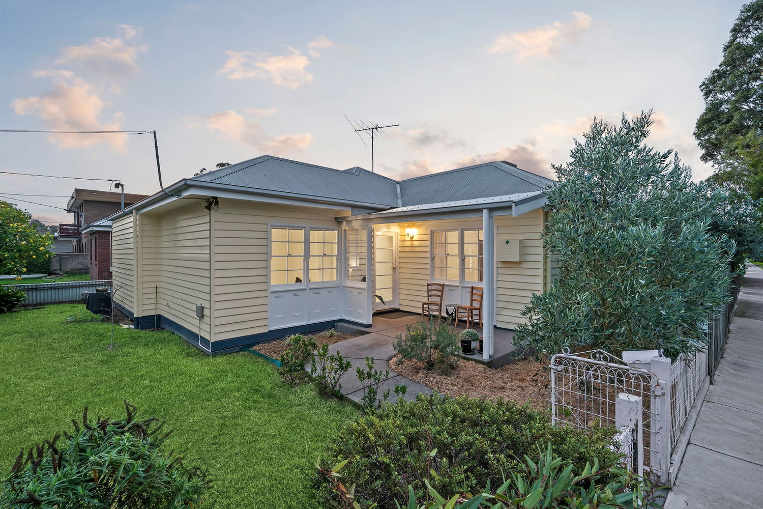 Listing image for 40 Fraser Street, HERNE HILL  VIC  3218