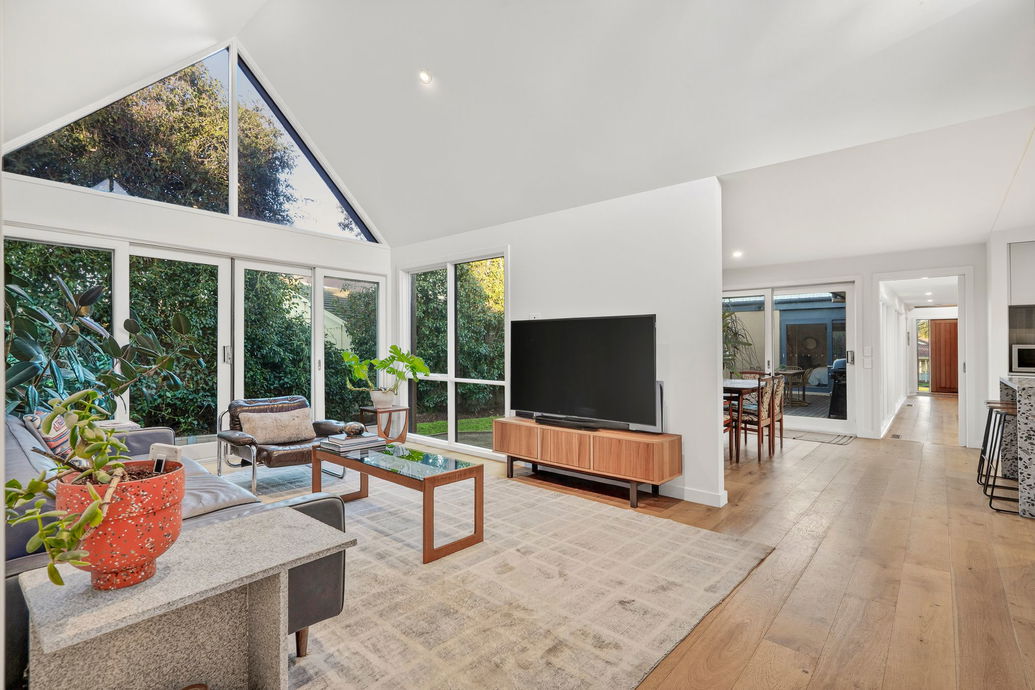 Video of 11 Whitten Court, HIGHTON  VIC  3216