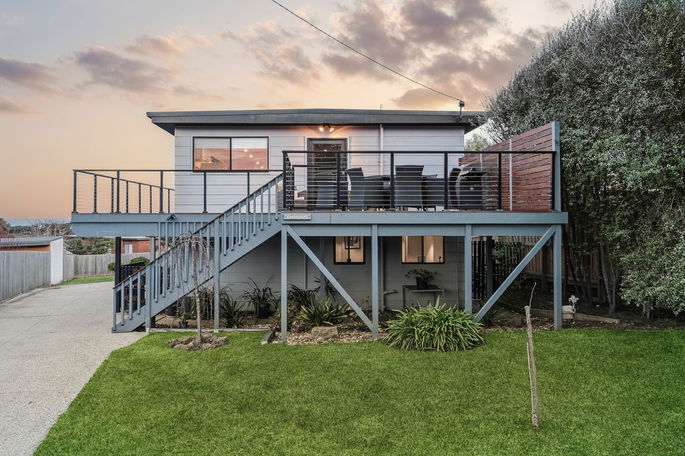 6 Trevenen Court