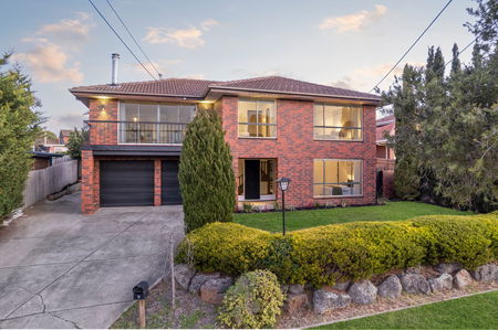 5 Hull Court