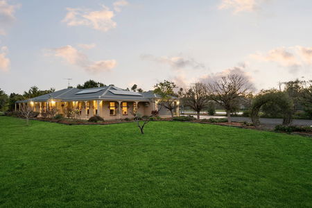 1 Connors Crescent