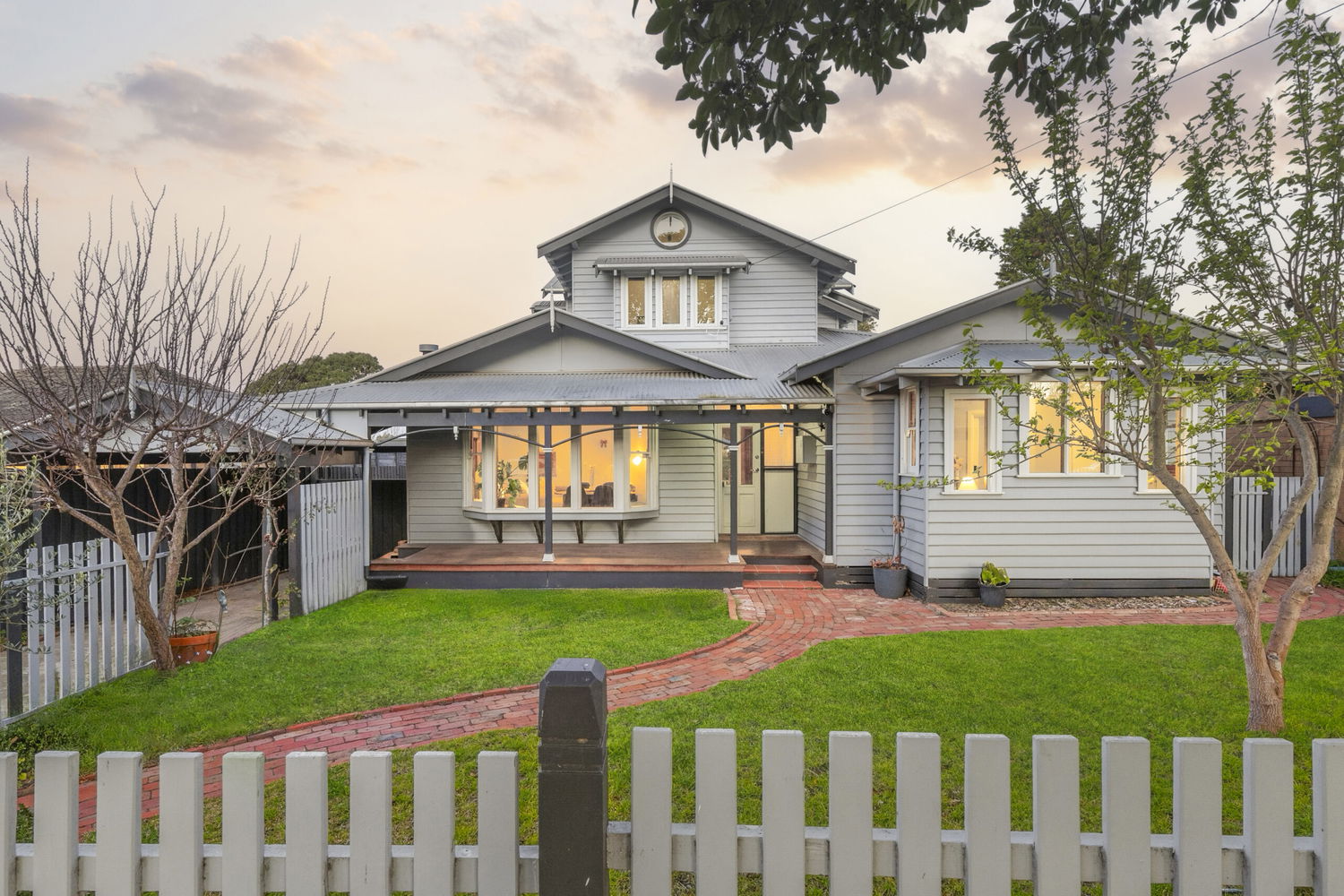 Listing image for 15 Murray Street, HIGHTON  VIC  3216