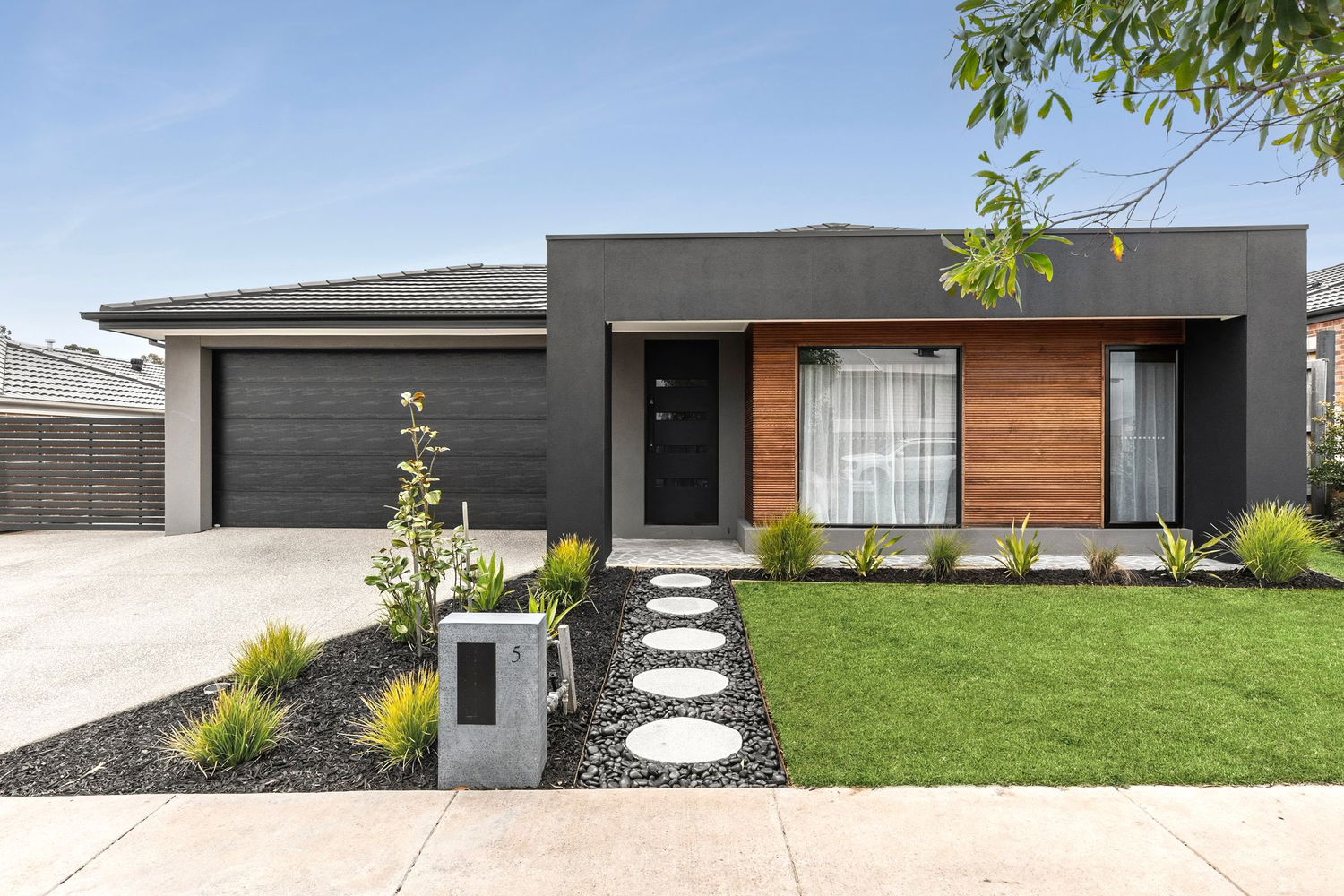 Listing image for 5 Doug Way, CLIFTON SPRINGS  VIC  3222