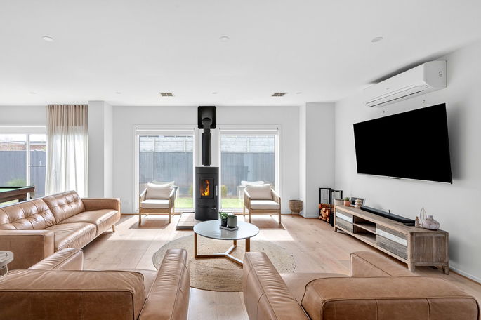 4 Wiyn Avenue
