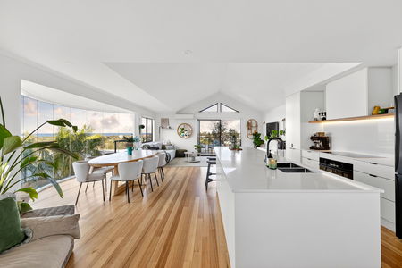 11 Kristy Court