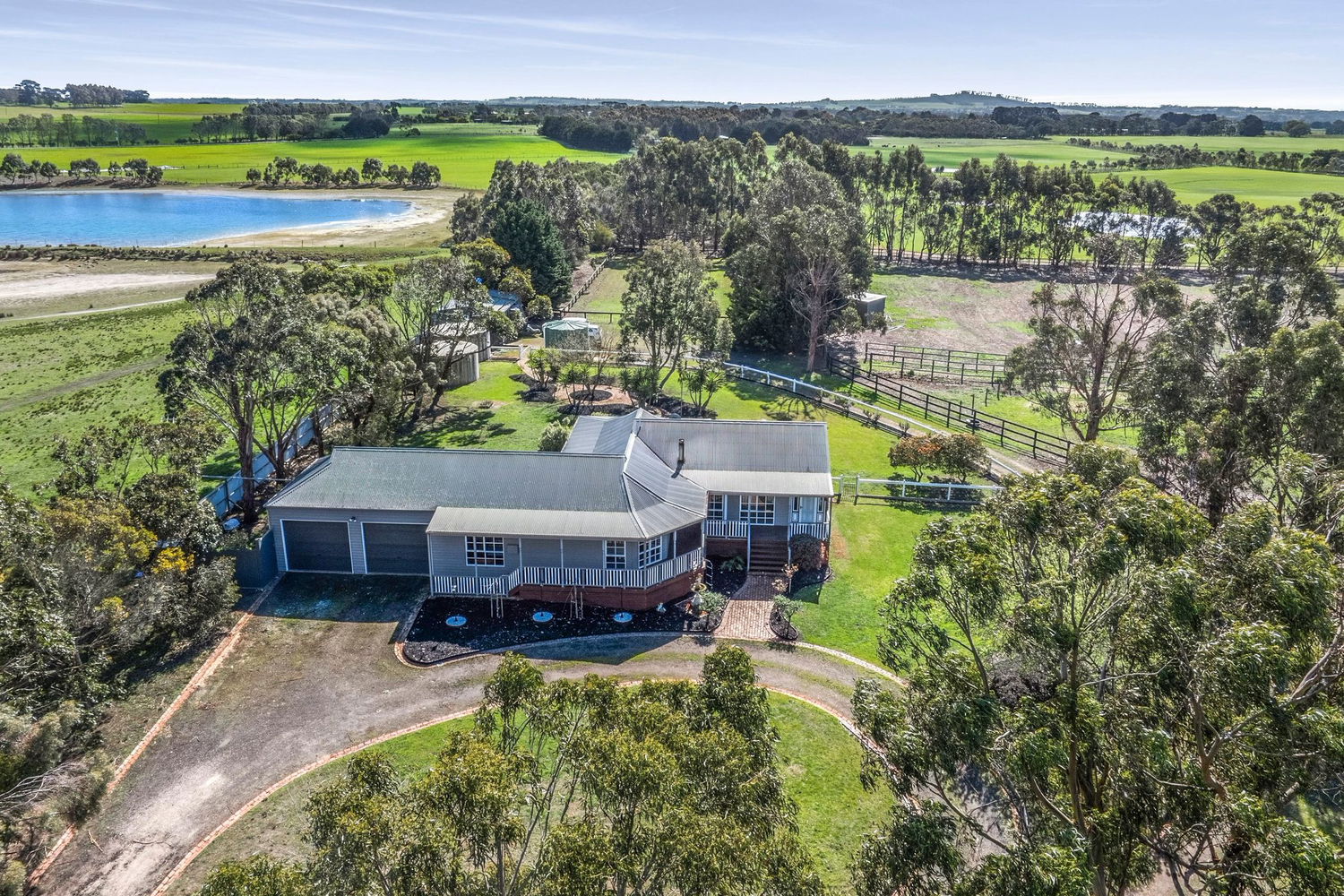 Listing image for 95 Russell Street, MODEWARRE  VIC  3240