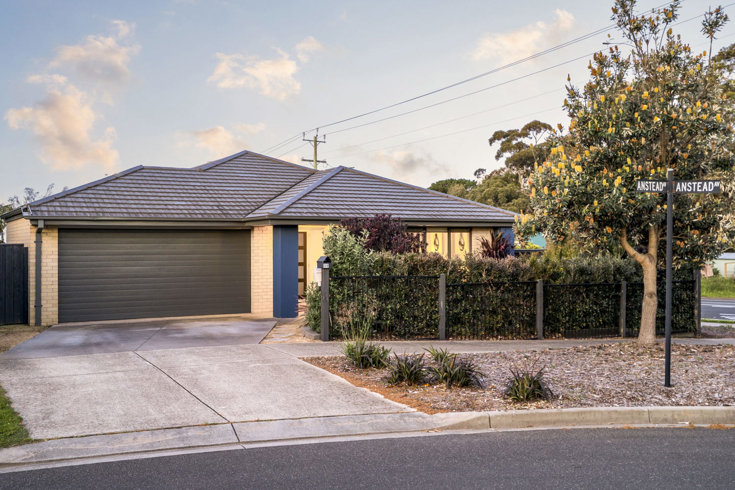 Listing image for 39 Anstead Avenue, CURLEWIS  VIC  3222