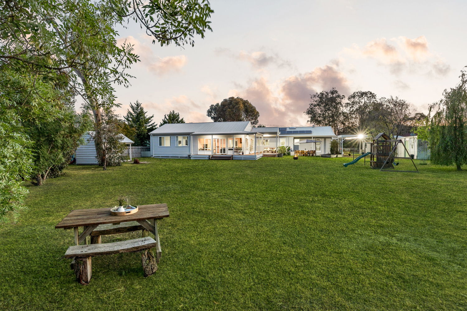 Listing image for 21-23 Barrabool Crescent, LEOPOLD  VIC  3224