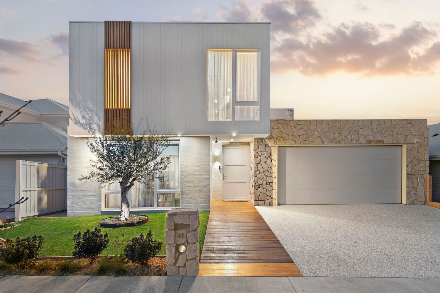 Listing image for 41 Sittela Street, MOUNT DUNEED  VIC  3217