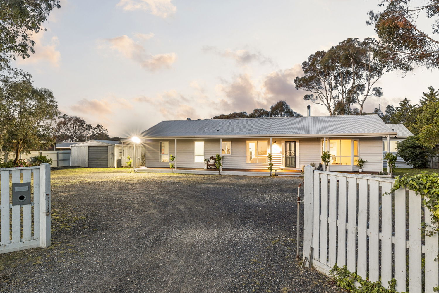 Listing image for 21-23 Barrabool Crescent, LEOPOLD  VIC  3224