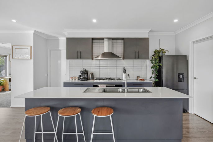 22 Waterloo Plains Crescent